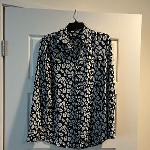 Banana Republic Dillon Blouse. Size medium.